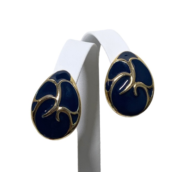 Vintage gold and navy blue enamel swirled egg teardrop stud earrings - Picture 8 of 8